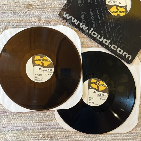 Wu-Tang Clan - “Iron Flag” Vinyl 2x LP (Promo Copy) - Picture 2 of 6